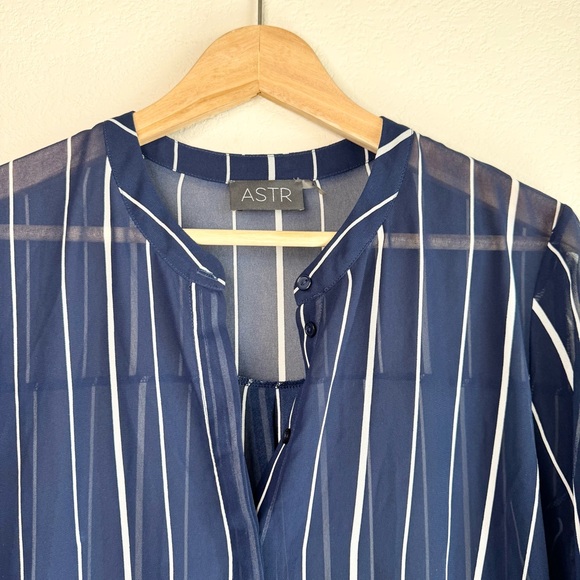 ASTR Sheer Button Up Long Sleeve Dress, XS - Picture 4 of 6